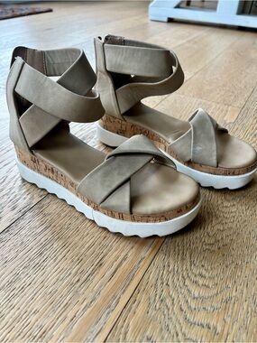 Neutral Cork Platform Sandals with Ankle Strap